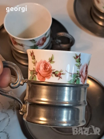 четири немски порцеланови чаши Gerold porzellan с калаени подстакани и чинийки 32/3, снимка 10 - Чаши - 53154986