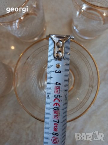 Пет стъклени тънкостенни чаши с релеф и позлата , снимка 8 - Чаши - 39038360