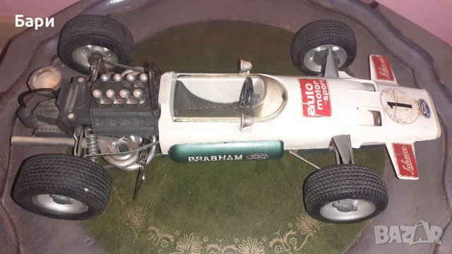 Рядка играчка състезателна кола на SCHUCO 356 175, Brabham Ford Formula 1, снимка 5 - Други ценни предмети - 41564899