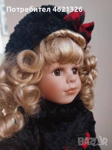 Винтидж порцеланова кукла зимна като ново от колекцията Collector's Choice, снимка 5 - Декорация за дома - 52155685