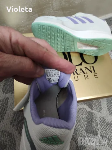 "Adidas" 31 номер, Неразличими от нови, снимка 4 - Детски маратонки - 49697256