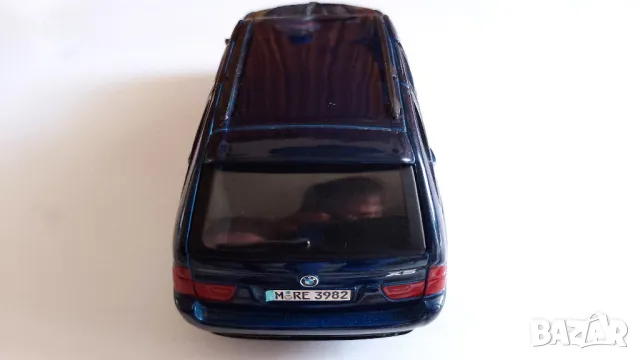 Bburago BMW x5 E53 SUV - Мащаб 1:24, снимка 4 - Колекции - 48066651