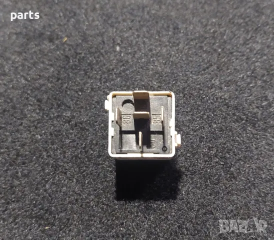 Реле БМВ Е36
N:116 Siemens V23134-C52-X90
- 12631729004, снимка 3 - Части - 50307933