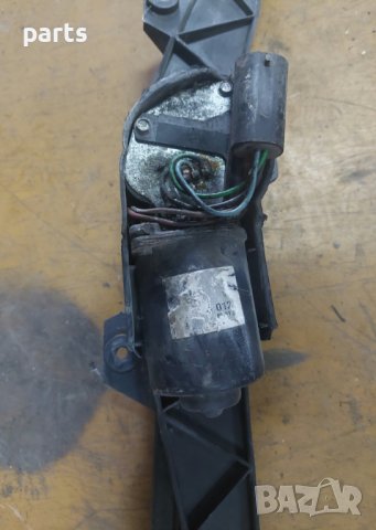 Моторче Предни Чистачки Гранд Чероки - Jeep Grand Cherokee WJ 5.2 N, снимка 3 - Части - 40514669