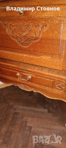 Дървен шкаф на колела (дърворезба), снимка 5 - Шкафове - 50703409