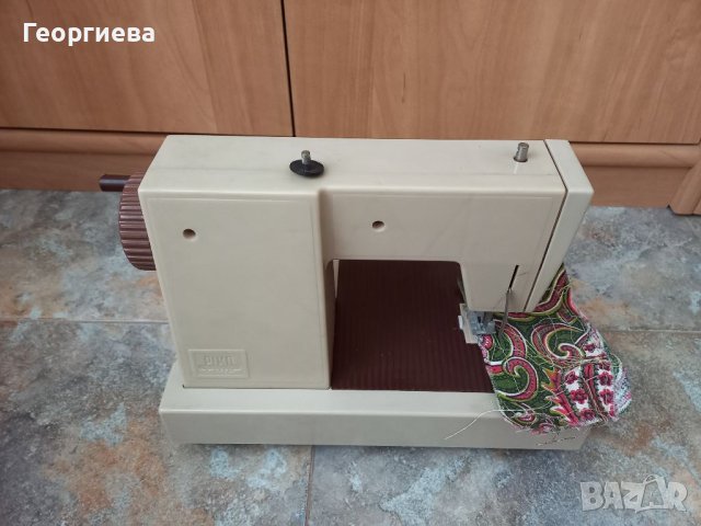  Немска играчка шевна машина , снимка 4 - Колекции - 41379287