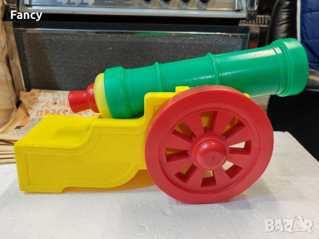 Стара детска играчка оръдие България