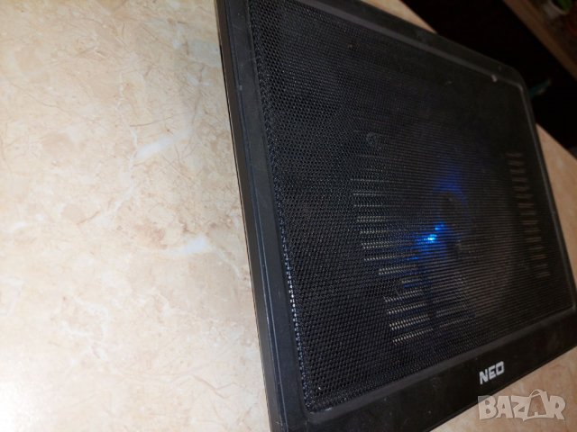 Прадавам охладител за лаптоп 15,4", снимка 3 - Лаптоп аксесоари - 39131274