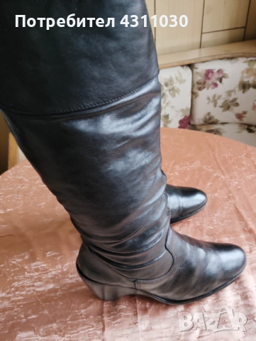 Дамски черни ботуши естествена кожа 41 номер, снимка 3 - Дамски ботуши - 53391982