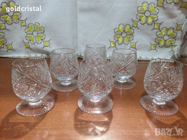 Кристални чаши , снимка 1 - Антикварни и старинни предмети - 44797420