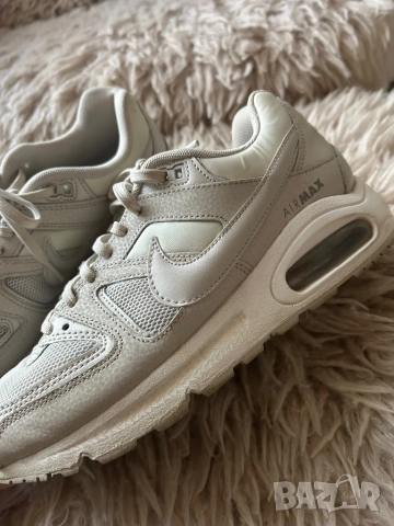 Дамски оригинални маратонки Nike Air Max Command, снимка 2 - Маратонки - 52388292