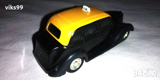 Amercom Ford V8 1950 Montevideo Taxi 1:43, снимка 4 - Колекции - 40023517