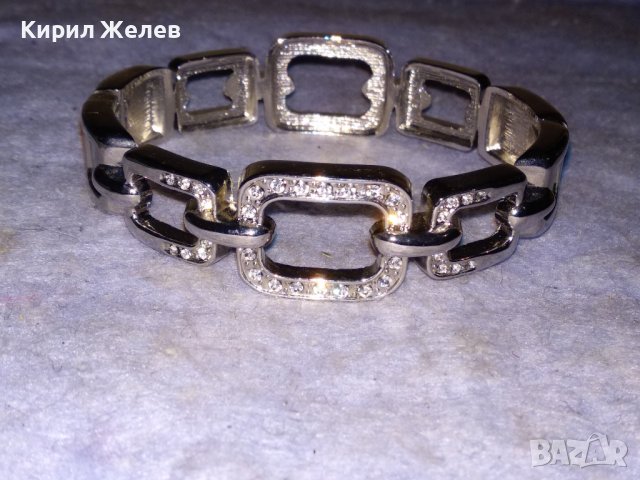 СРЕБРИСТА АЖУРНА МОДНА - АРТ ГРИВНА с БЛЕСТЯЩИ ФАСЕТИРАНИ КРИСТАЛИ 21262