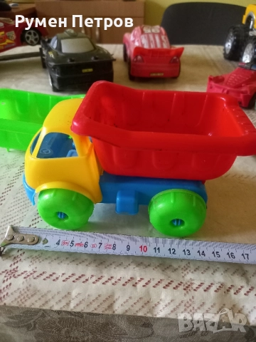 Камионче с резервна кофа, снимка 2 - Коли, камиони, мотори, писти - 51925893