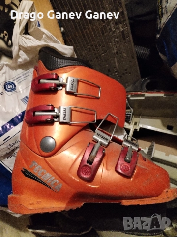 Ски обувки. 