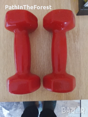Дъмбели 2 x 2 кг с винилово покритие(само разопаковани), снимка 4 - Фитнес уреди - 53867903