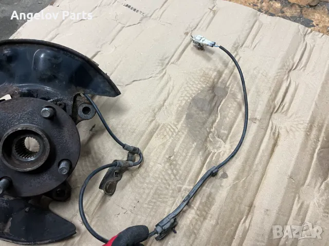 Предни шенкели за Toyota Corolla Verso 2.0 D-4D 2003 г., снимка 9 - Части - 48285176