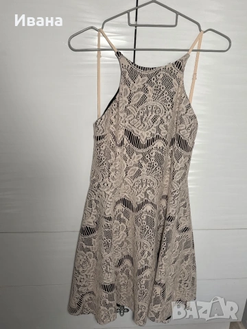 Дамска рокля