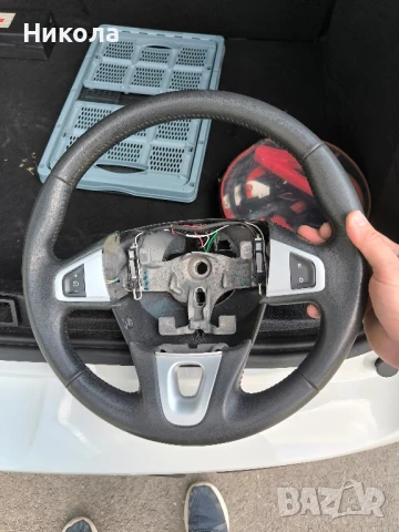 Кожен волан за Renault Scenic 2012