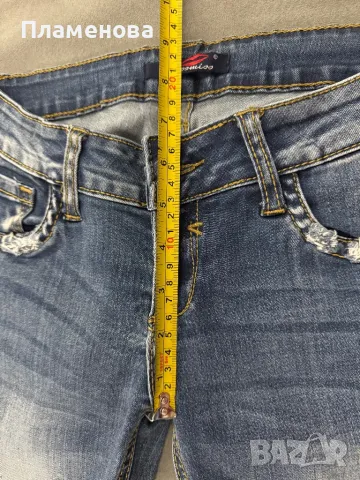 Дамски накъсани дънки S/M, снимка 8 - Дънки - 49497900