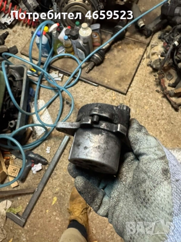 Оригинален обтегач и ролка на паразитният ремък двигател Mercedes 2.2cdi само за 50лв. 6512001370, снимка 2 - Части - 52544142