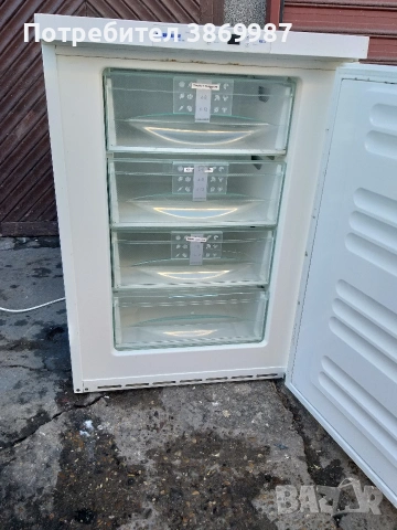 Фризер със четири чекмеджета liebher 