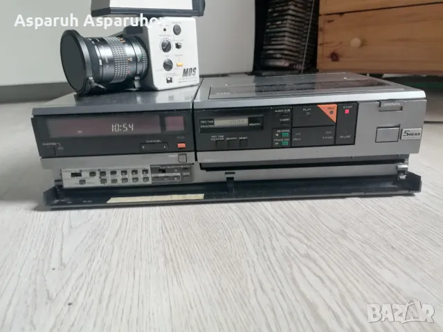 Видеокасетофон и видеокамера HITACHI VIDEO SYSTEM VT 8E & HITACHI VK C1500E, снимка 16 - Камери - 48508853