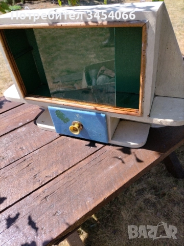 Аптечка, огледало, масичка и столче. , снимка 6 - Антикварни и старинни предмети - 51679060