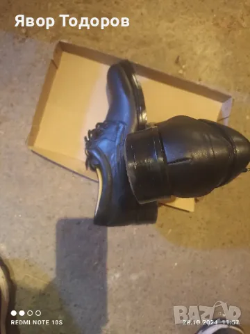 мъжки обувки номер 42 , снимка 4 - Кецове - 47745319