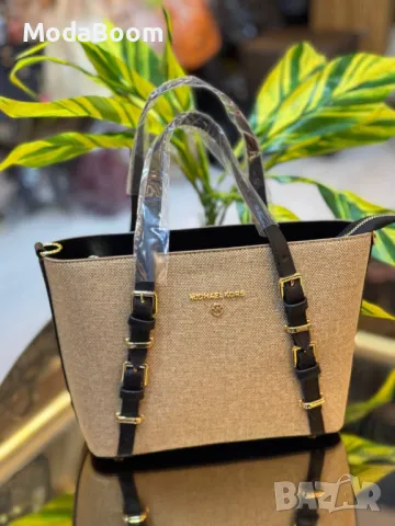 Michael Kors дамски чанти различни цветове , снимка 5 - Чанти - 48241515