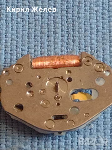 Три броя механизъм за ретро електронен часовник редки за КОЛЕКЦИЯ ЧАСТИ 43670, снимка 5 - Антикварни и старинни предмети - 44836912