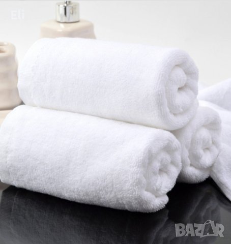 Хавлиени кърпи в бяло в два размера от 💯%памук , снимка 1 - Хавлиени кърпи - 41651614