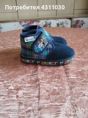 Детски пантофи Snoopy номер 23 , снимка 3 - Детски пантофи - 53808029