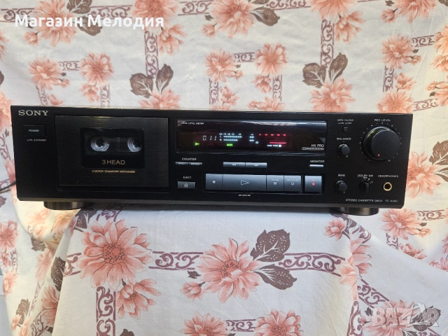 Триглав касетен дек SONY TC-K490 Black В перфектно техническо и много добро визуално състояние.