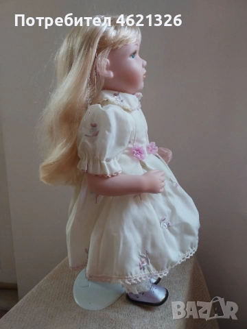Винтидж колекционерска порцеланова кукла с ограничено издание от колекцията Leonardo рядка, снимка 16 - Декорация за дома - 52089112