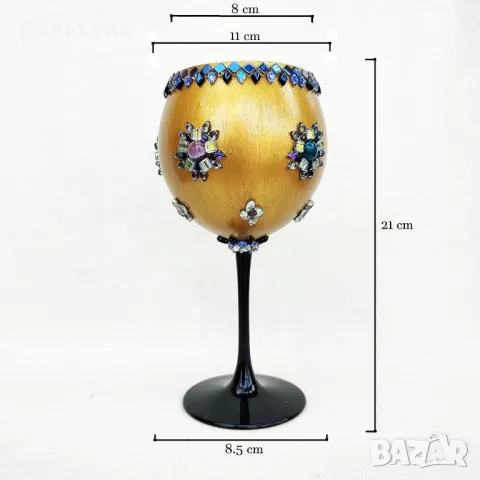Свещник Свещен Граал — златен потир със скъпоценни камъни и чешки кристал, снимка 3 - Декорация за дома - 49695982