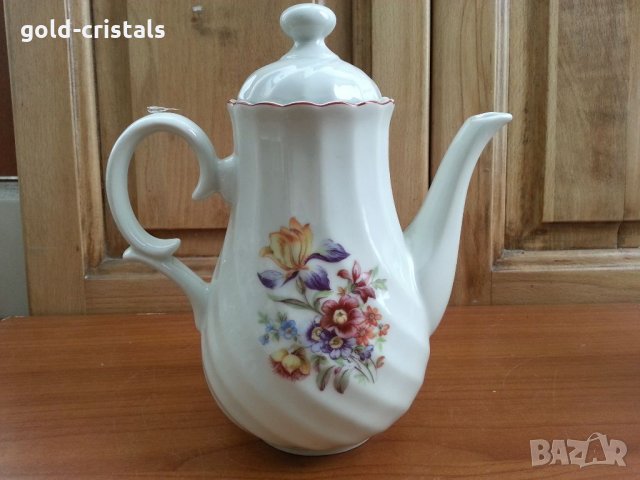 Стар български порцелан чайник кана