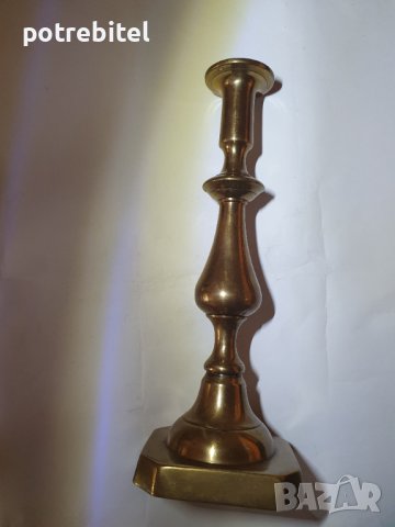 Красив свещник месинг 30 см.