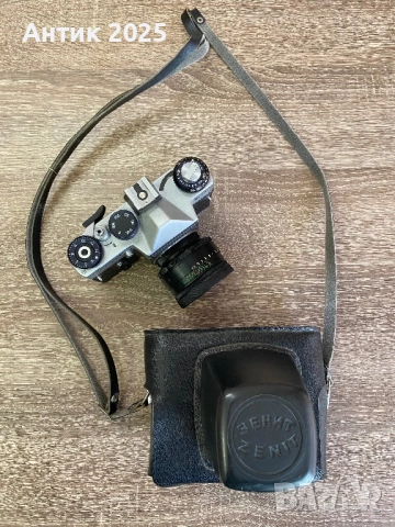 Винтидж 35мм огледално-рефлексен фотоапарат Zenit ET с оригинален калъф, снимка 11 - Антикварни и старинни предмети - 53259356