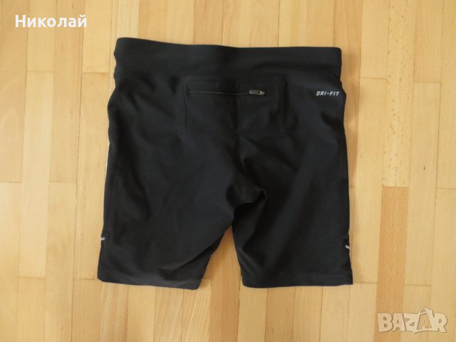Nike спортен клин, снимка 3 - Клинове - 41779149