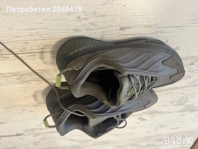 Adidas ozrah , снимка 3 - Маратонки - 52720575