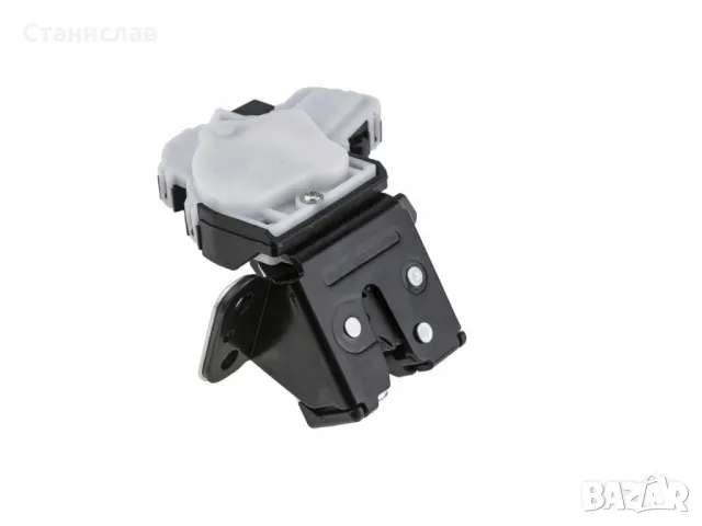 Mazda 3 Брава за багажник , снимка 2 - Части - 50298261