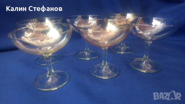 Малки симпатични „шампанки”, стъклени, тънкостенни, разноцветни, снимка 7 - Чаши - 44932532