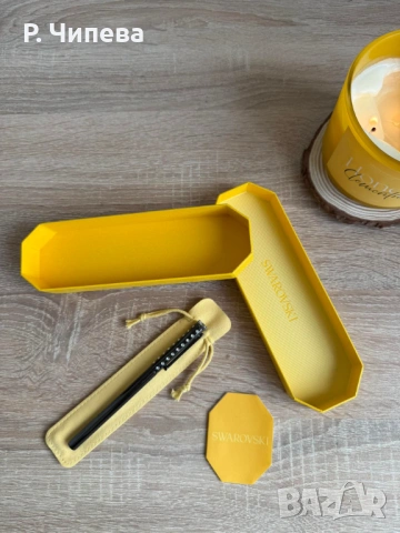 Химикалка SVAROWSKI, нова с кутия