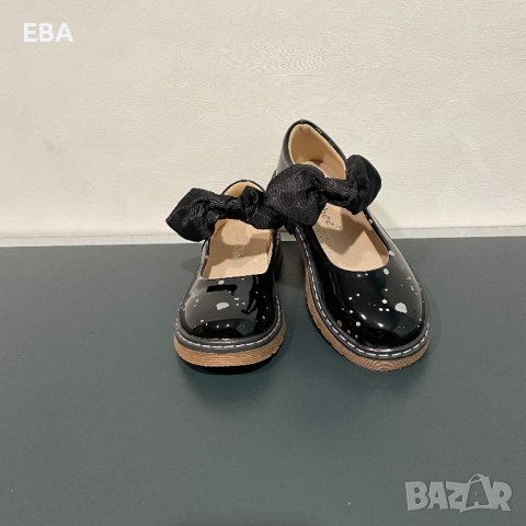 Обувки за момиче / Нови детски обувки