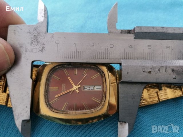 Колекционерски часовник SEKONDA SLAVA 26 JEWELS , снимка 10 - Колекции - 35956846