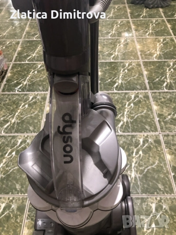 Dyson прахосмукачка