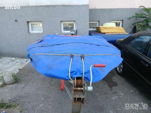 Продавам Моторна лодка Shakespeare Fibreglass със извънбордов двигател Mariner 4 конски сили двутакт, снимка 7 - Воден транспорт - 51515160