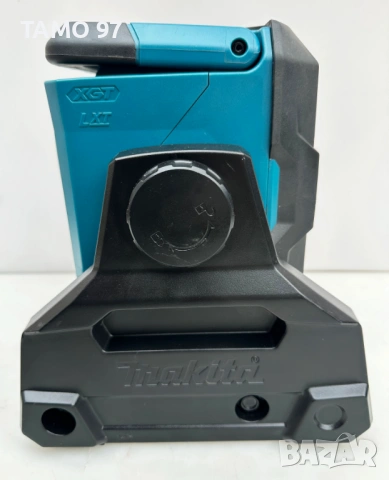Makita ML003G - Акумулаторен прожектор неразличим от нов!, снимка 4 - Други инструменти - 53226139