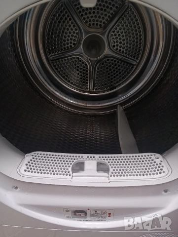 Сушилня с термопомпа Сименс Siemens IQ 590 8кг с две години гаранция!, снимка 2 - Сушилни - 53252915